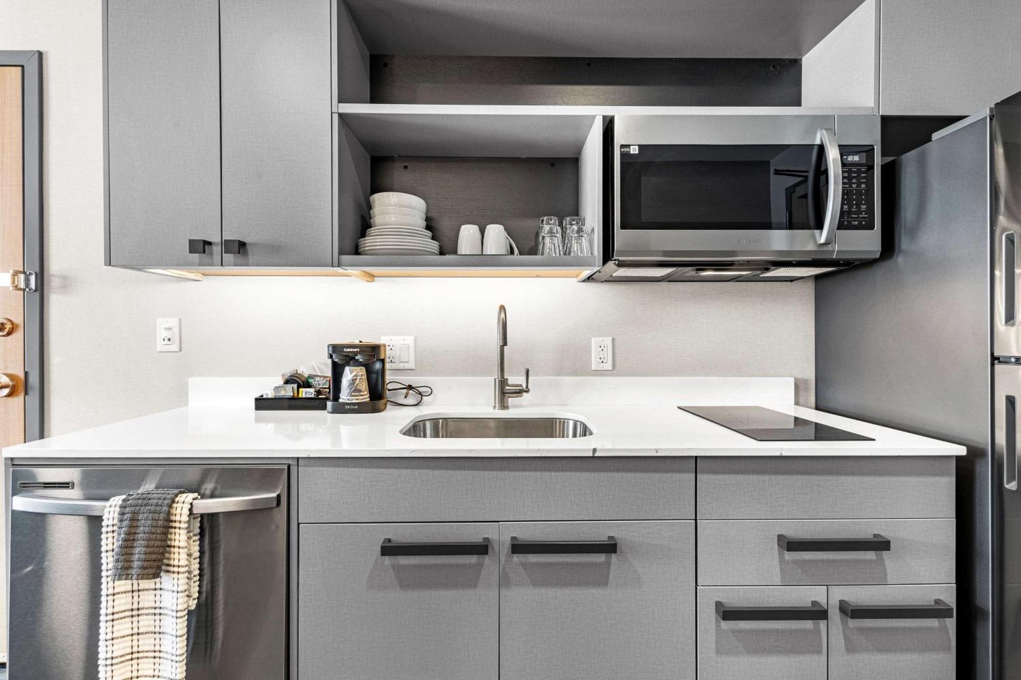 Homewood Suites By Hilton Colorado Springs Airport Exteriör bild